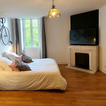 Bed and Breakfast Le Moulin Neuf Ансі-ле-Фран Екстер'єр фото